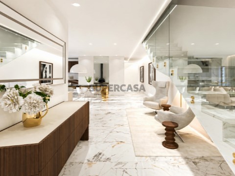 Duplex T2 na Rua 1º de Dezembro, Nossa Senhora da Piedade