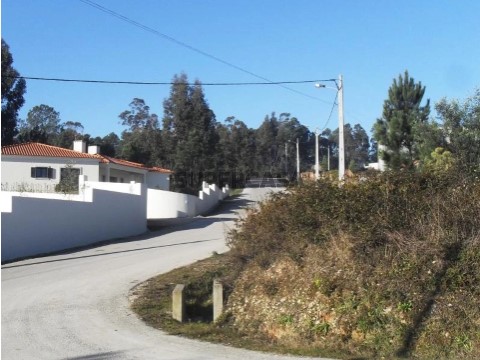 Terreno Urbano na Rua Vale das Fontes, Caxarias