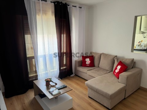 公寓 1 卧室 在 Labirinto Habitacional Vale de Rãs, Abrantes (São Vicente e São João) e Alferrarede