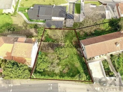 Terreno em Negrelos (São Tomé), Santo Tirso
