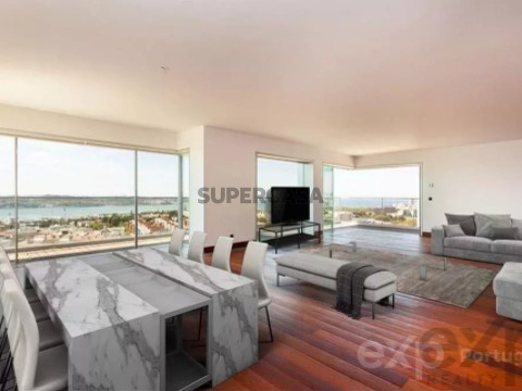 Apartamento T4 em Belém, Lisboa