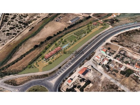 Moradia T18 em Atouguia da Baleia, Peniche