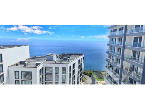 Apartamento T4 em São Martinho, Funchal