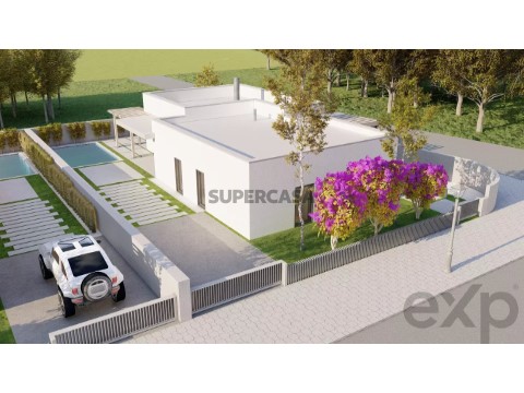Moradia T3 em Santa Maria, São Pedro e Sobral da Lagoa, Óbidos