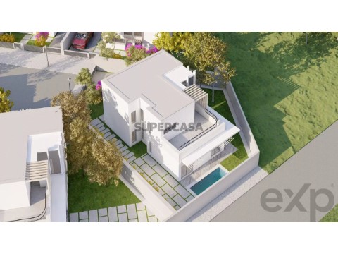 Moradia T3 em Santa Maria, São Pedro e Sobral da Lagoa, Óbidos