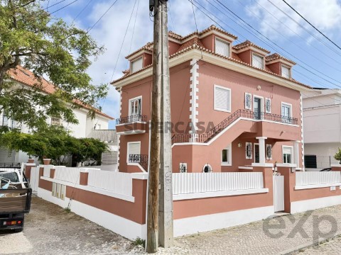 Apartamento T3 em Costa da Caparica, Almada