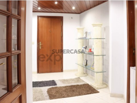 Apartamento T3 em Rio de Mouro, Sintra