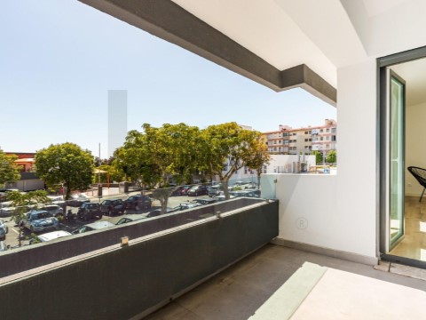 Casa 4 habitaciones en Águas Livres, Amadora
