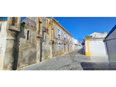 Prédio em Grândola e Santa Margarida da Serra, Grândola
