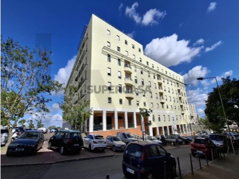 Apartamento T4 em Marvila, Lisboa