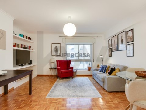 Apartamento T2 em Lumiar, Lisboa