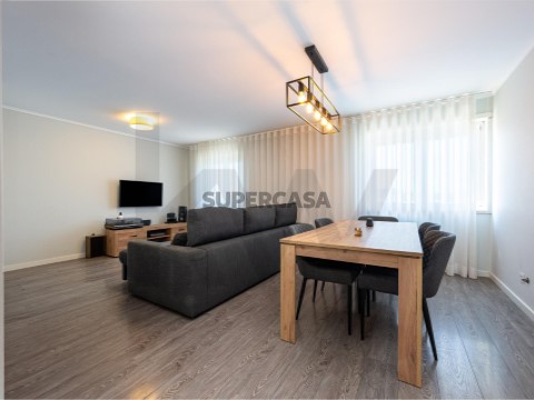 Apartamento T3 em Santa Clara, Lisboa
