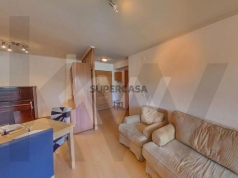 Apartamento T3 em Santa Clara, Lisboa
