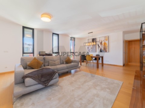 Apartamento T2 em Algés, Linda-a-Velha e Cruz Quebrada-Dafundo, Oeiras
