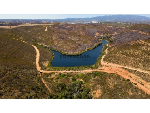 Quinta com 210 Hectares em Portimão, Algarve