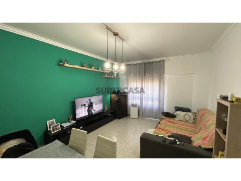 T3 com 2 WC | 91 m² | Póvoa de Santa Iria | Excelente Oportunidade