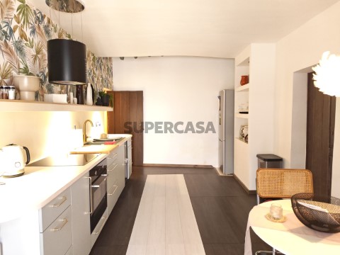 Aluga-se Quarto Mobilado | Centro Histórico de Elvas