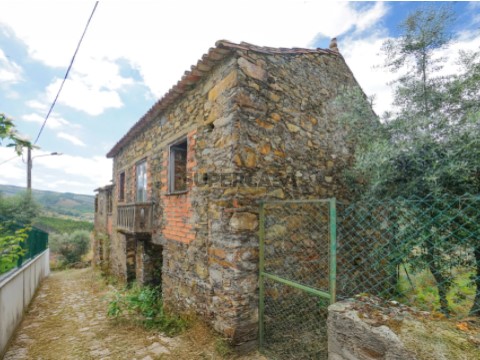 Moradia T0 em Alvares, Góis