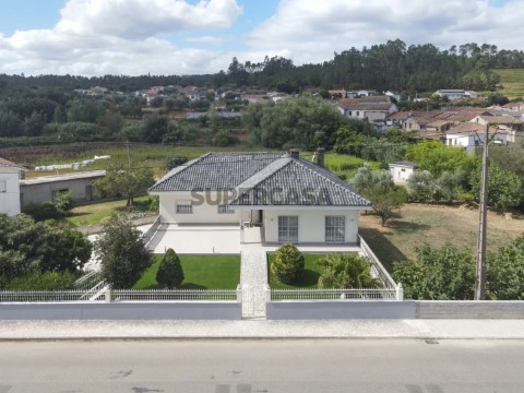 Moradia T3 em Foz de Arouce e Casal de Ermio, Lousã