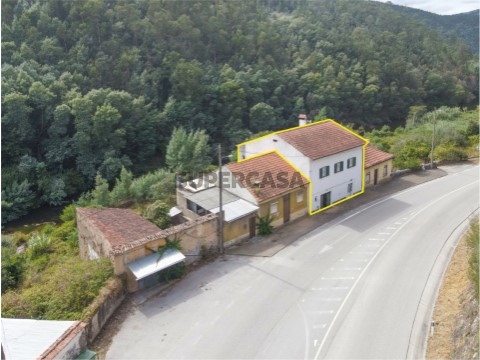Moradia T6 em Semide e Rio Vide, Miranda do Corvo