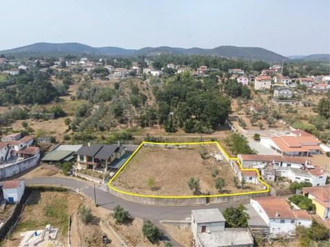 Moradia T2 em Serpins, Lousã