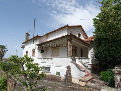 Moradia T6 na Lousã, Lousã