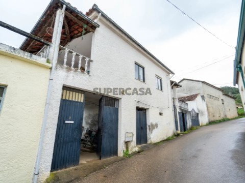Moradia T3 em Arrifana, Vila Nova de Poiares