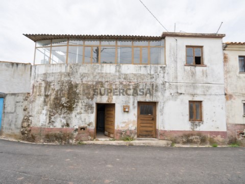 Moradia T0 em Tapéus, Soure