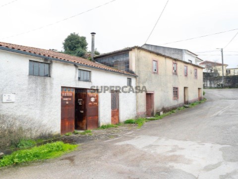 Moradia T3 em Serpins, Lousã