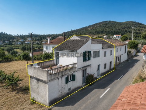 Moradia T4 em Serpins, Lousã