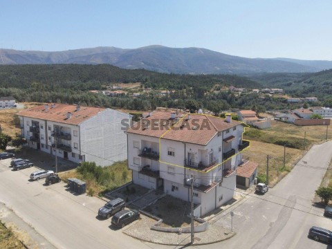Apartamento T5 em Serpins, Lousã