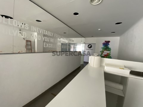 Escritório/Espaço Comercial no centro de Cascais