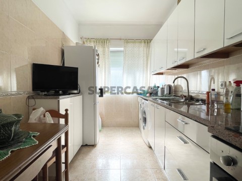 Apartamento T2+1 em Moscavide - 2º Andar - Ótimas Áreas