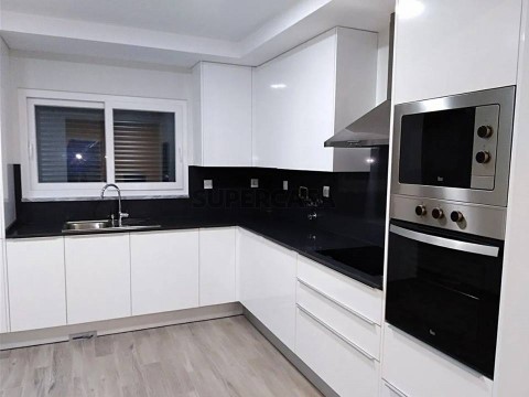 Moradia T4 Duplex em Sesimbra (Castelo), Sesimbra