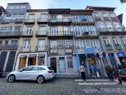 Fachada do Edificio da Ribeira - R,S.Domingos - Cópia