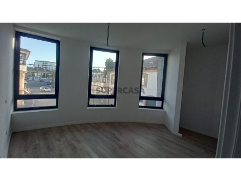 Apartamento T2 na Rua do Conselheiro João da Cunha, Monção e Troviscoso