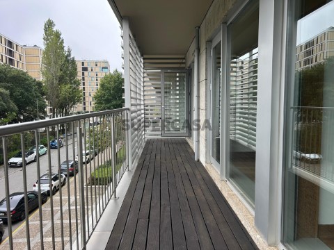 ARRENDA T2 VILA NOVA DE GAIA