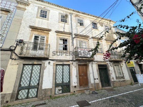 Prédio para reconstruir, Centro de Tavira