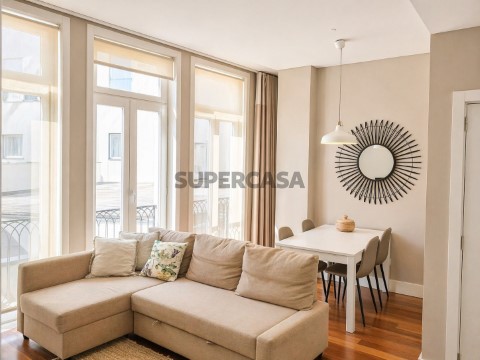 Apartamento T1 em Praça de Almeida Garrett, Cedofeita, Santo Ildefonso, Sé, Miragaia, São Nicolau e Vitória
