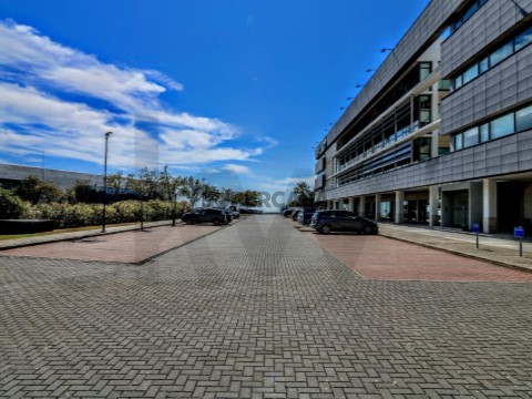 Bureau au Porto Salvo, Oeiras