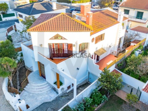 Moradia T4 em São Domingos de Rana, Cascais