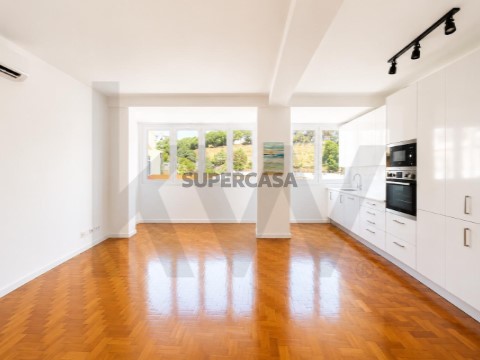Apartment 2 bedrooms in Alcântara, Lisboa