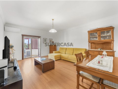 Apartamento T3 em São Sebastião, Setúbal