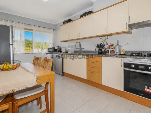 Apartamento T3 em São Sebastião, Setúbal