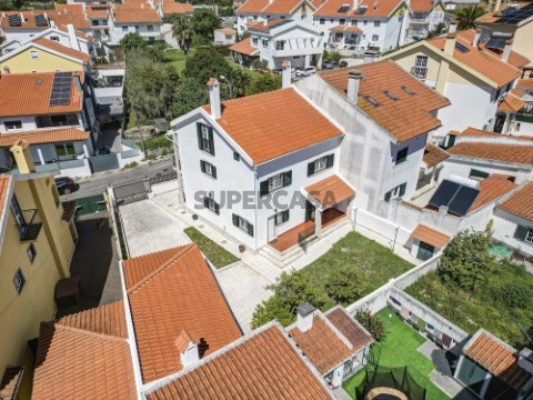 房子 3 卧室 Triplex 在 Algueirão-Mem Martins, Sintra