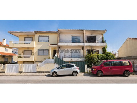 Moradia T3 Duplex em Corroios, Seixal