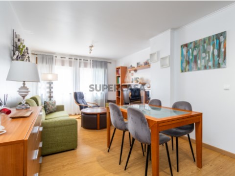 Apartamento T2 em Santa Clara, Lisboa