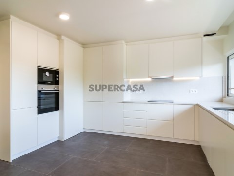 Apartamento T3 em Almada, Cova da Piedade, Pragal e Cacilhas, Almada