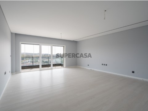 Apartamento T2 em Barcarena, Oeiras