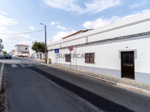 Moradia T1 em Salvador e Santa Maria da Feira, Beja
